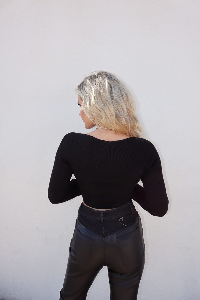 Mia Square Neck Long Sleeve